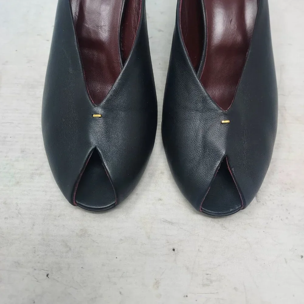 Khaite WOMENS Black Cloak Peep Toe Mule Sandal - Picture 10 of 10